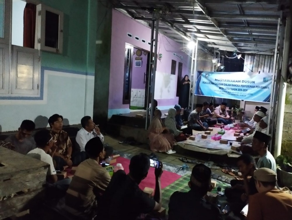 Musyawarah Dusun Jeringo Timur dalam Rangka Penyusunan Perubahan RPJM Desa Tahun 2019-2026 Desa Jeringo